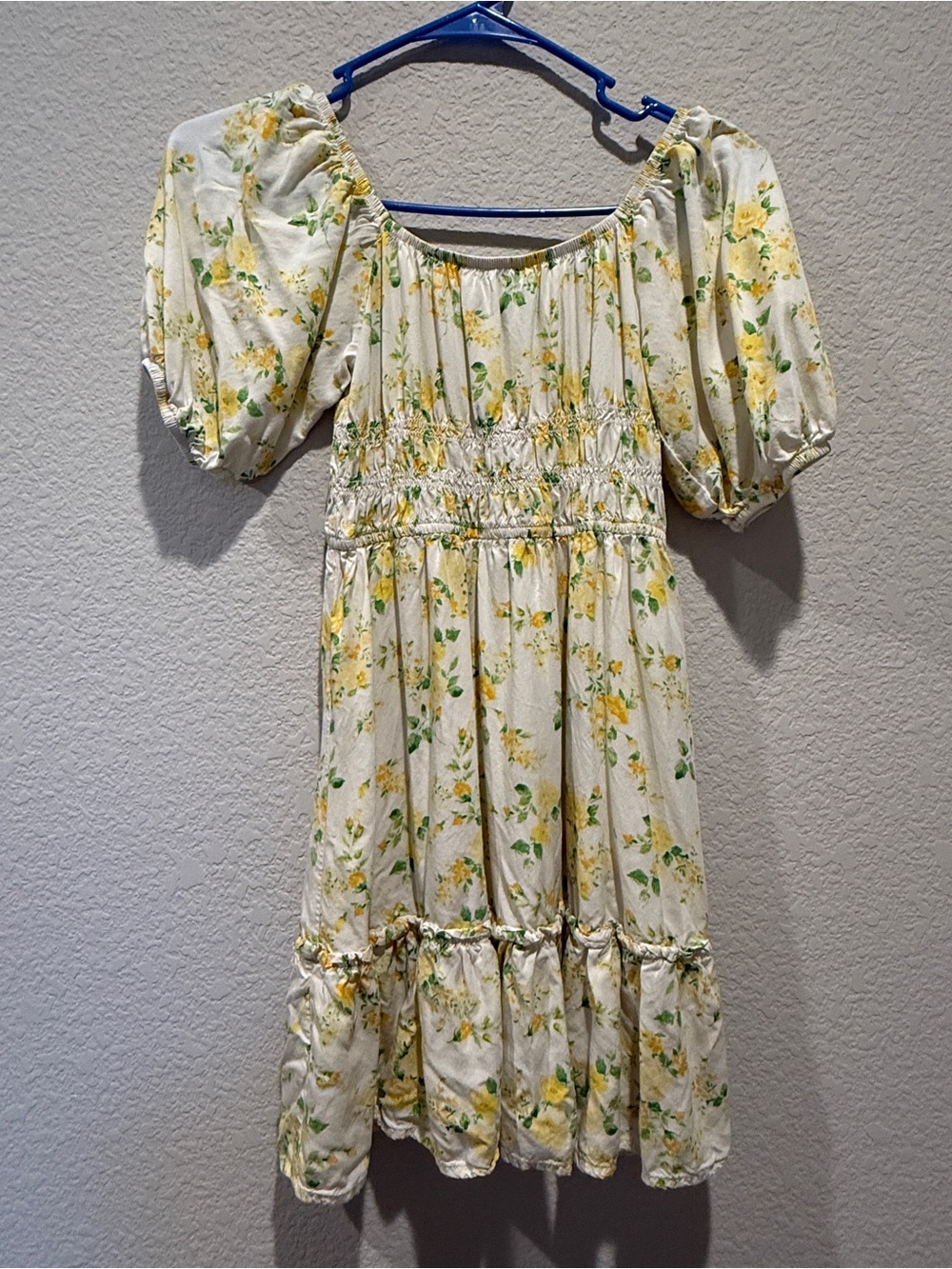Place Cream Floral Top with Yellow and Green Blooms